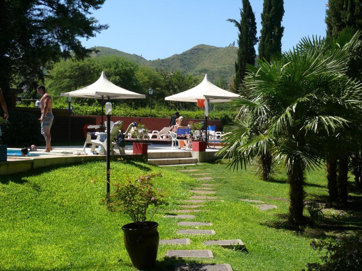 Hotel Blumig Villa General Belgrano Dış mekan fotoğraf